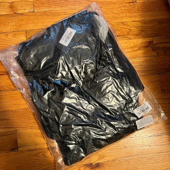 🖤 NWT 🖤 KILLSTAR MARISOL VELVET BELLBOTTOMS - Picture 5 of 6